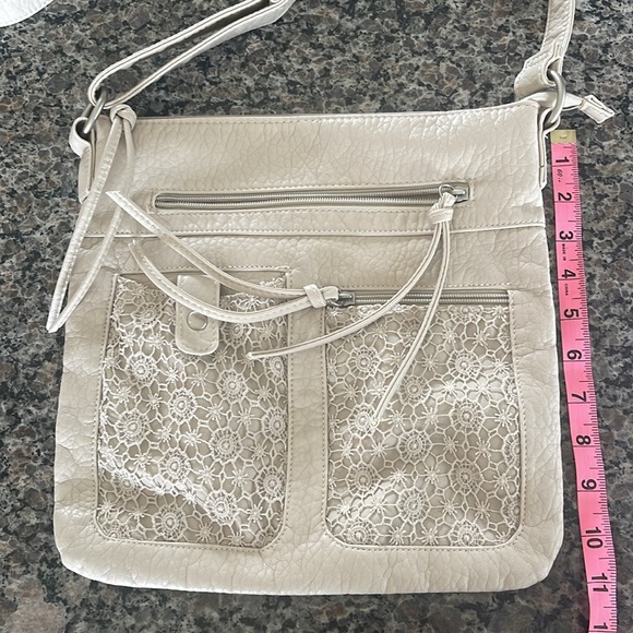 Boho Crossbody Purse 🌺 - Picture 3 of 7
